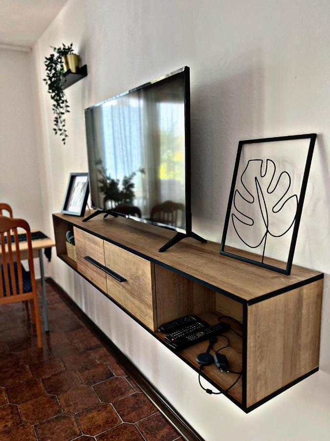 Apartment Villa Angelina, 70M From The Beach, Free Parking Novigrad  Bagian luar foto